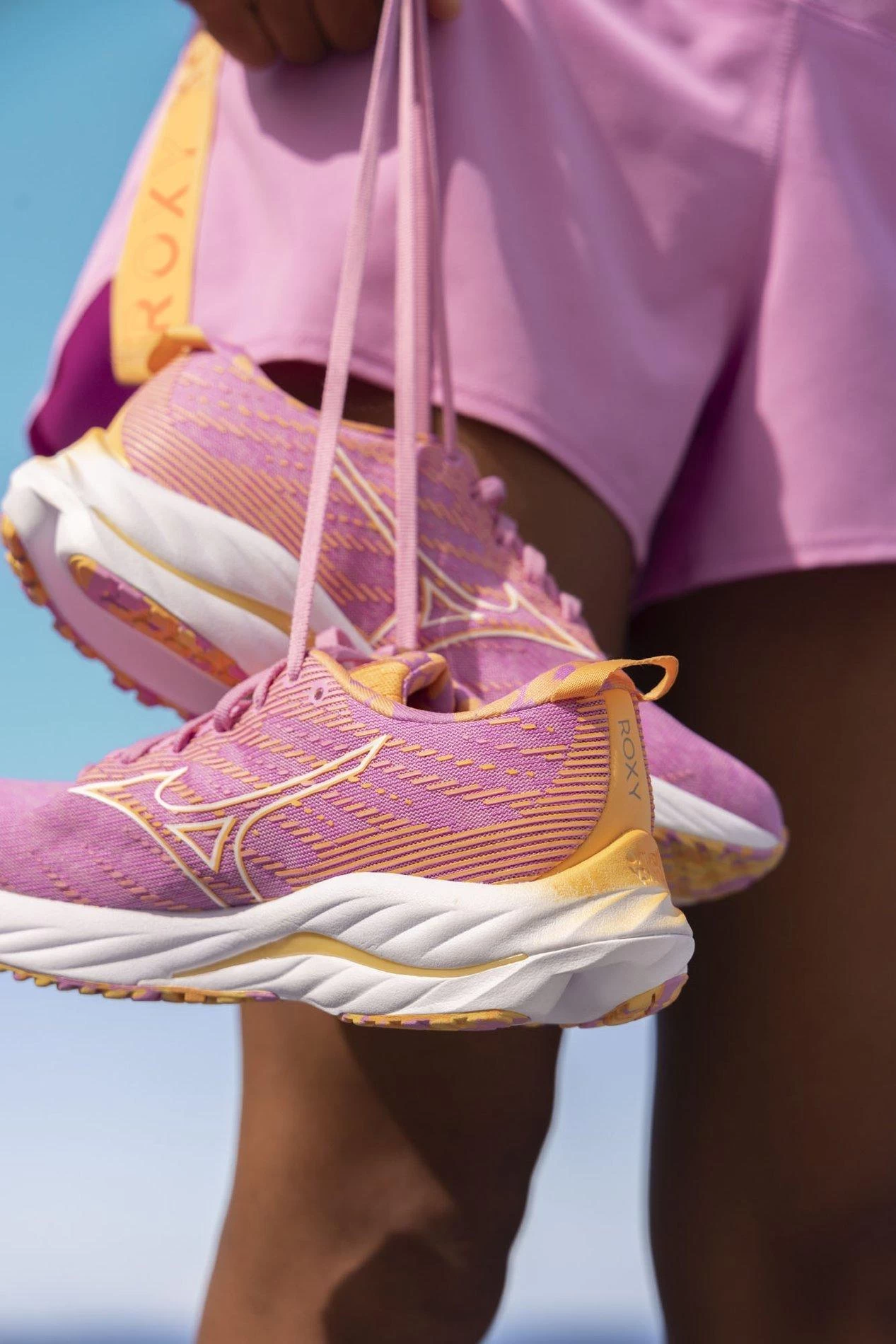 Mizuno Women's Wave Rider 26 Roxy Running Shoe 8 Mizuno Women's Wave Rider 26 Roxy Running Shoe - Image 8