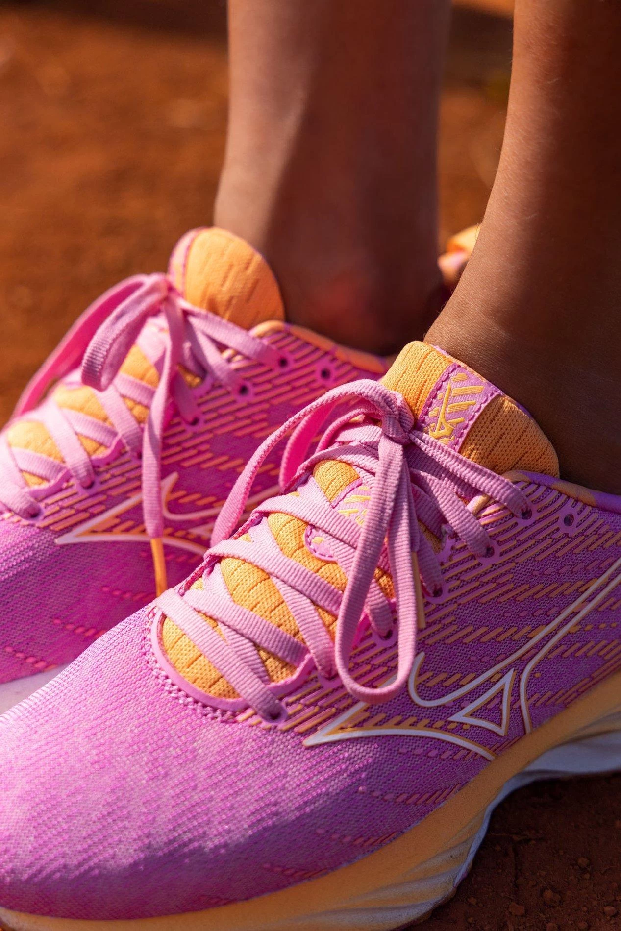 Mizuno Women's Wave Rider 26 Roxy Running Shoe 7 Mizuno Women's Wave Rider 26 Roxy Running Shoe - Image 7